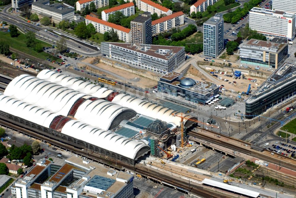 Dresden von oben - Umbau des Hauptbahnhof Dresden der Deutschen Bahn in Dresden im Bundesland Sachsen, Deutschland