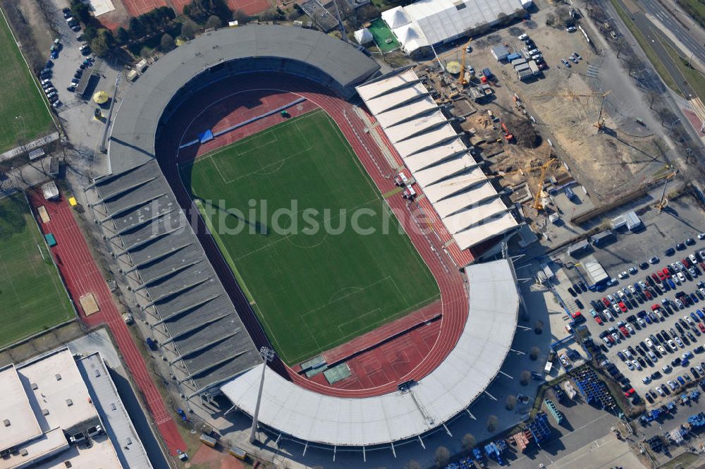 Luftbild Braunschweig - Umbau der Haupttribühne am Eintracht- Stadion in Braunschweig