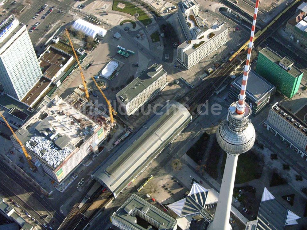 Luftaufnahme Berlin - Umbau des Kauf Hof Einkaufhauses Alexanderplatz Berlin