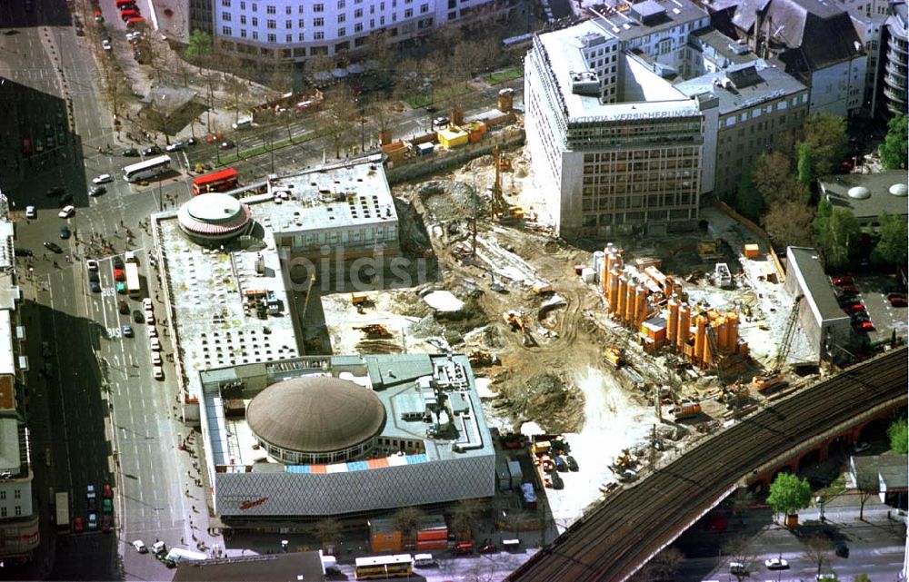 Berlin von oben - Umbau des Kranzlerecks am Kurfürstendamm in Berlin-Charlottenburg.