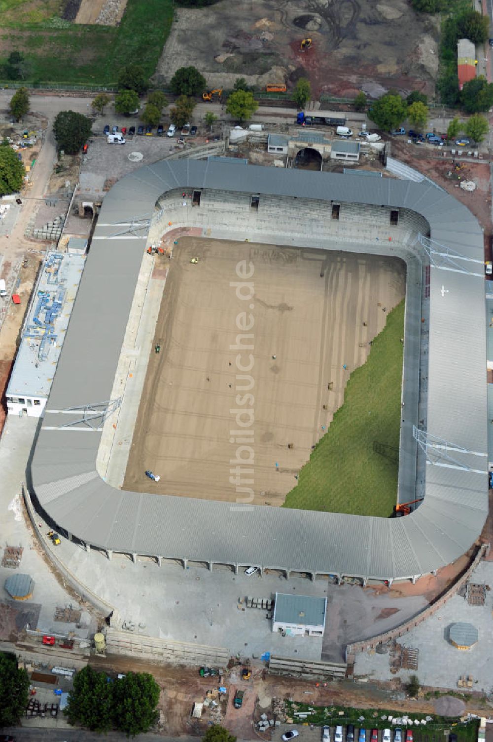 Halle / Saale von oben - Umbau des Kurt-Wabbel-Stadions in den neuen Erdgas Sportpark in Halle (Saale)