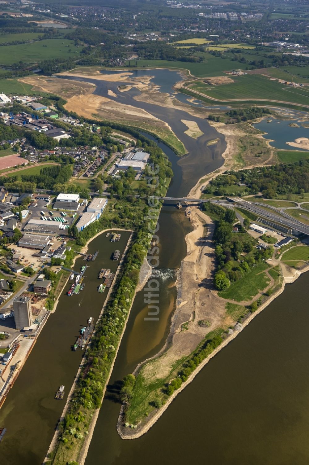 Wesel aus der Vogelperspektive: Umbau der Lippemündung bei Wesel in den Rhein und und Renaturierung von Uferbereichen bei Wesel im Bundesland Nordrhein-Westfalen