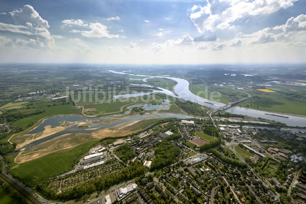 Luftaufnahme Wesel - Umbau der Lippemündung bei Wesel in den Rhein und und Renaturierung von Uferbereichen bei Wesel im Bundesland Nordrhein-Westfalen