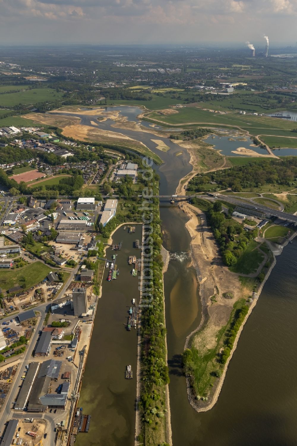 Wesel aus der Vogelperspektive: Umbau der Lippemündung bei Wesel in den Rhein und und Renaturierung von Uferbereichen bei Wesel im Bundesland Nordrhein-Westfalen