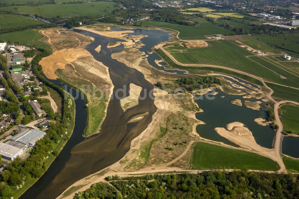 Luftaufnahme Wesel - Umbau der Lippemündung bei Wesel in den Rhein und und Renaturierung von Uferbereichen bei Wesel im Bundesland Nordrhein-Westfalen