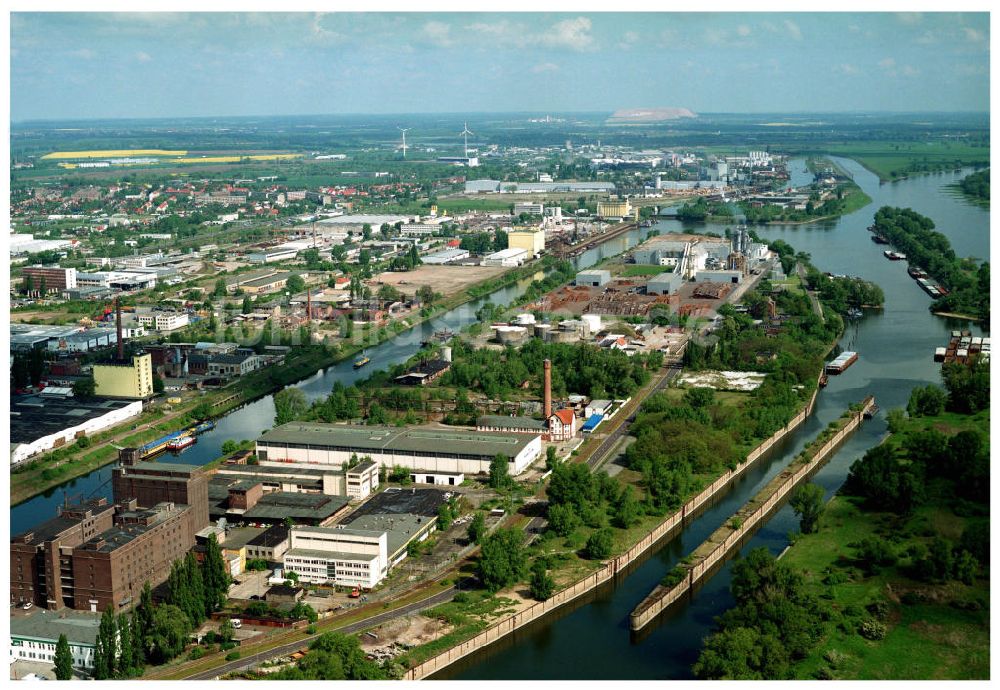 Magdeburg / Sachsen-Anhalt aus der Vogelperspektive: Umbau des Magdeburger Binnenhafens an der Elbe