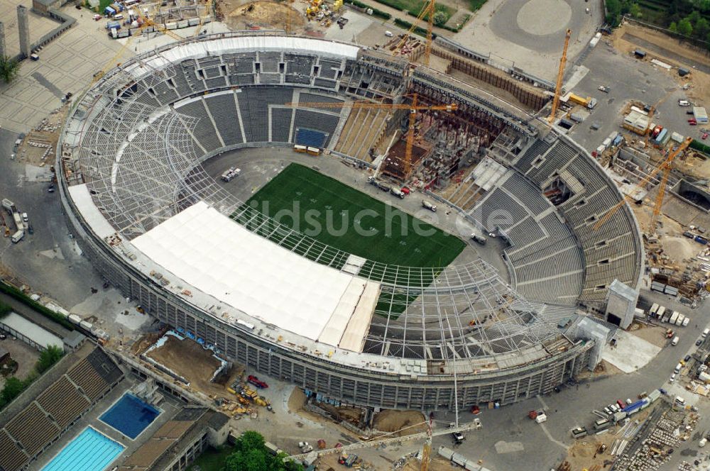 Berlin - Charlottenburg von oben - Umbau / Modernisierung Olympiastadion Berlin