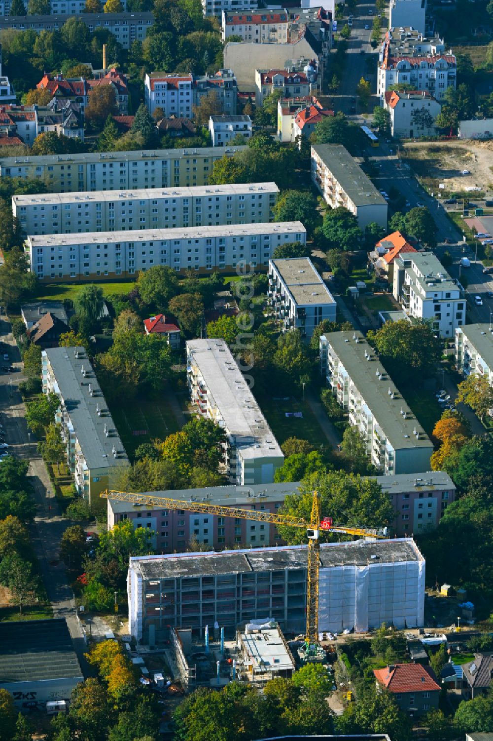 Luftaufnahme Berlin - Umbau und Modernisierung des Schulgebäudes ELISABETH-CHRISTINEN-GRUNDSCHULE in Berlin, Deutschland