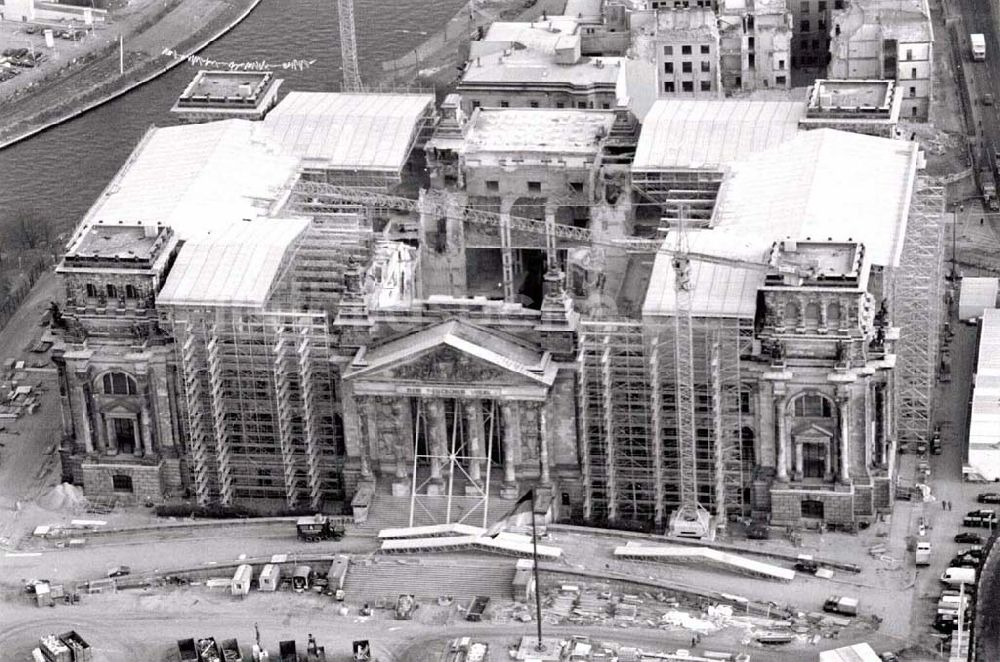 Berlin - Tiergarten von oben - Umbau Reichstag