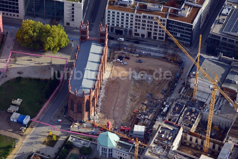 Luftaufnahme Berlin - Umbau und Sanierung des Gebäudes der Staatsoper Unter den Linden in Berlin Mitte am Bebelplatz