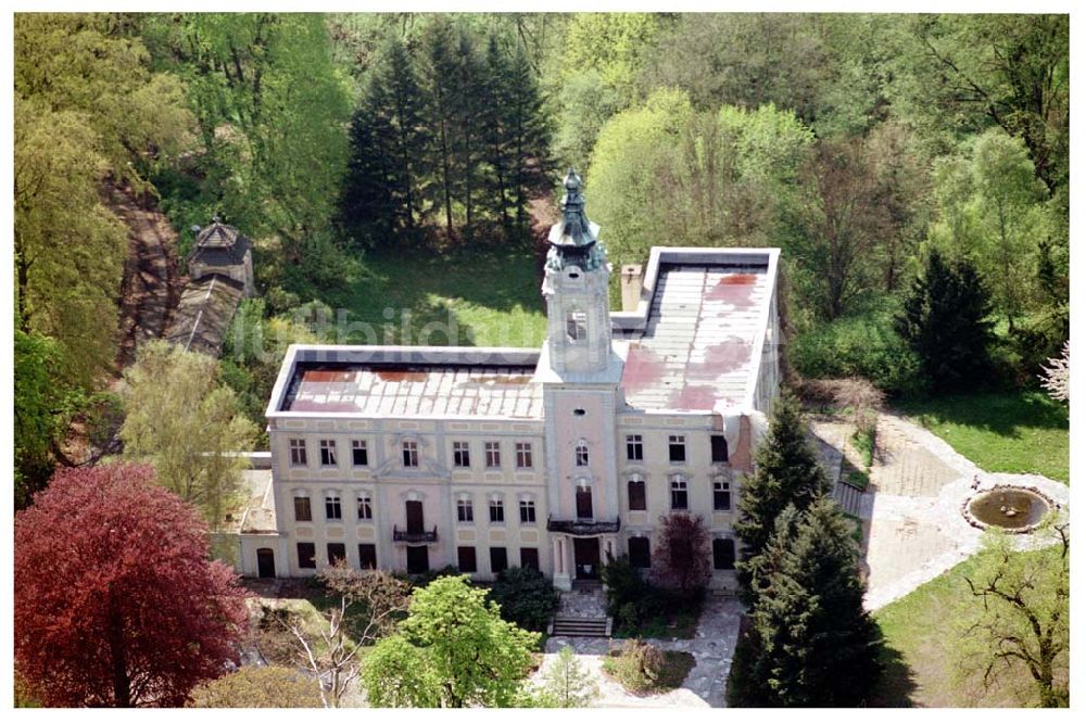 Schönwalde von oben - 28.04.2004 Umbau Schloß Dammsmühle bei Schönwalde in Brandenburg