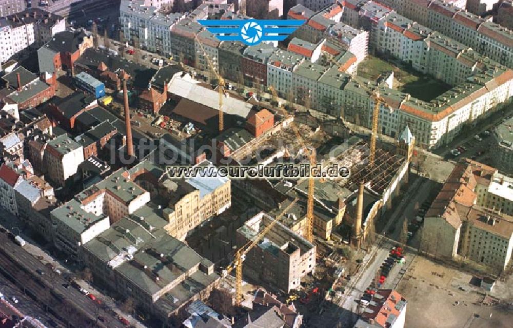 Berlin - Prenzlauer Berg aus der Vogelperspektive: Umbau der Schultheiß-Brauerei an der Schönhauser Allee.