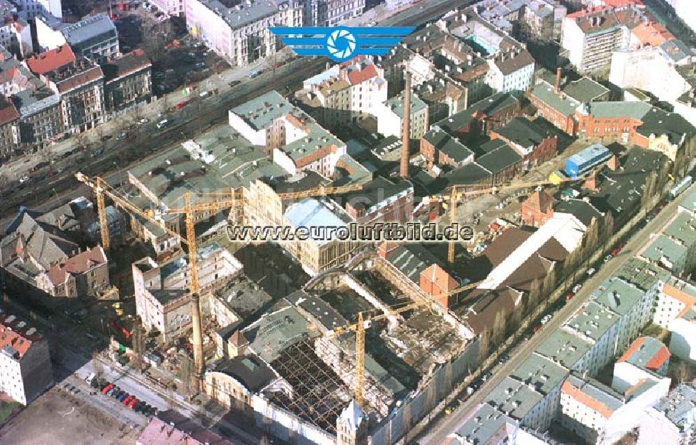 Berlin - Prenzlauer Berg aus der Vogelperspektive: Umbau der Schultheiß-Brauerei an der Schönhauser Allee.