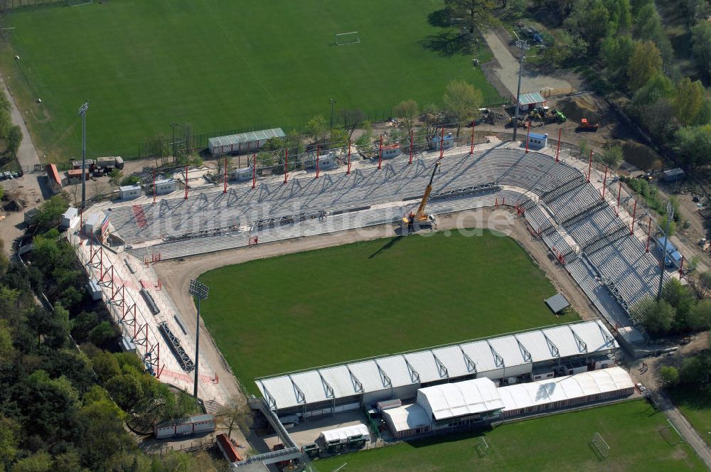 Luftbild Berlin - Umbau des Stadion Alte Försterei in Berlin-Köpenick