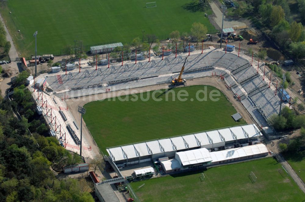 Luftaufnahme Berlin - Umbau des Stadion Alte Försterei in Berlin-Köpenick