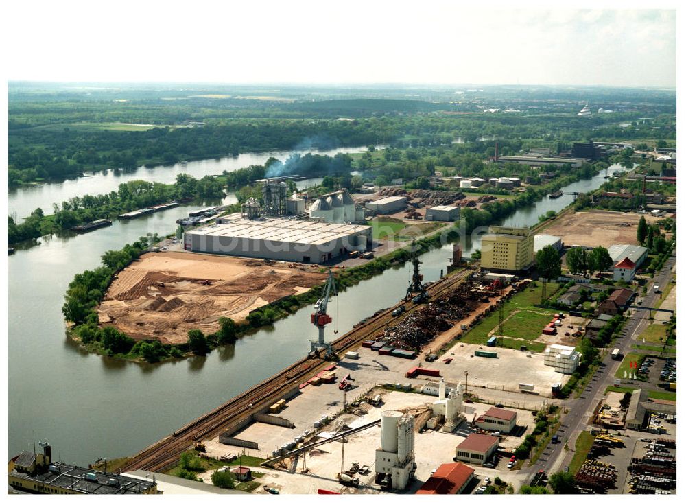 Magdeburg / Sachsen-Anhalt von oben - Umbauarbeiten am Binnenhafen Magdeburg und Ausgleichs- und Ersatzmaßnahmen am Wasserstraßenkreuz Magdeburg / Elbe-Havel-Kanal