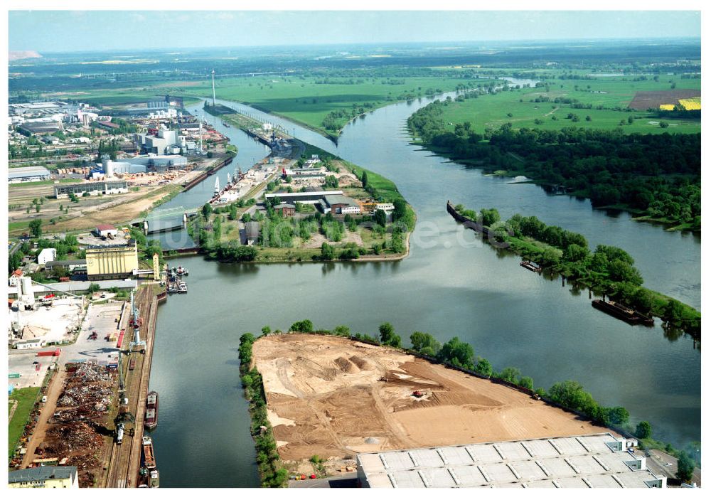 Luftbild Magdeburg / Sachsen-Anhalt - Umbauarbeiten am Binnenhafen Magdeburg und Ausgleichs- und Ersatzmaßnahmen am Wasserstraßenkreuz Magdeburg / Elbe-Havel-Kanal