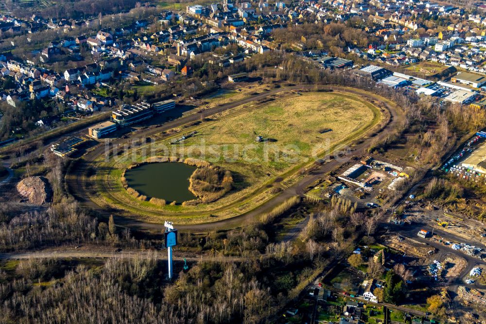 Recklinghausen von oben - Umbauarbeiten am Gelände der ehemaligen Trabrennbahn in Recklinghausen im Bundesland Nordrhein-Westfalen, Deutschland