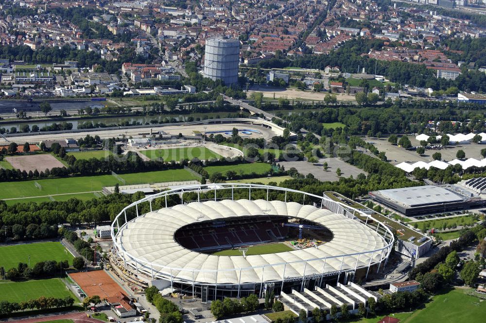 Stuttgart von oben - Umbauarbeiten am Stadion Stuttgart / Mercedes-Benz-Arena