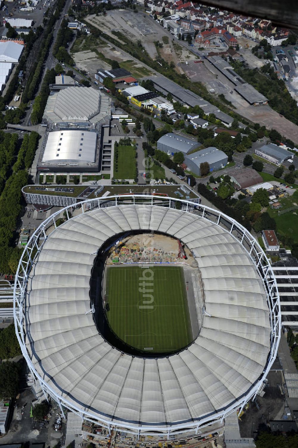 Stuttgart aus der Vogelperspektive: Umbauarbeiten am Stadion Stuttgart / Mercedes-Benz-Arena