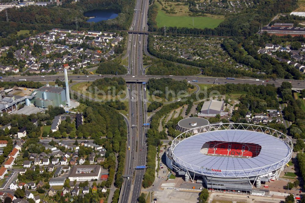 Leverkusen von oben - Umgebaute BayArena des Bayer 04 Leverkusen - Modded BayArena of the Bayer 04 Leverkusen