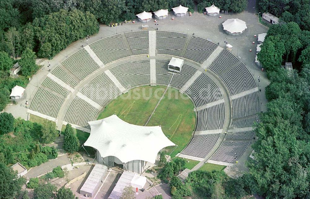 Berlin-Köpenick aus der Vogelperspektive: Umgebaute Freilichtbühne am FEZ in der Wuhlheide in Berlin-Köpenick.