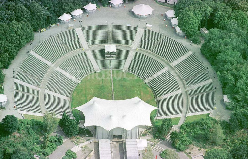 Berlin-Köpenick von oben - Umgebaute Freilichtbühne am FEZ in der Wuhlheide in Berlin-Köpenick.