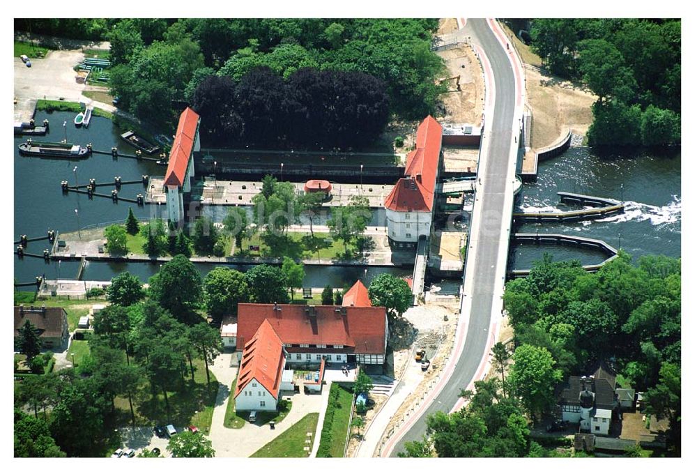 Luftbild Kleinmachnow - Umgehungsbrücke an der Schleuse Klein Machnow