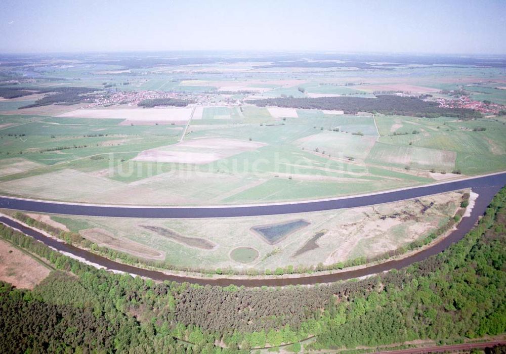 Luftbild Parchau / Sachsen-Anhalt - Umgeleiteter Elbe-Havel-Kanal südlich von Parchau und nordöstlich von Burg in Sachsen-Anhalt