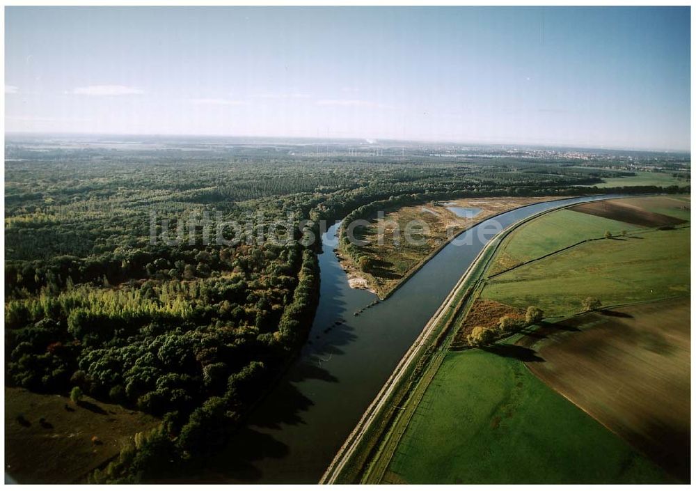 Luftbild Parchau / Sachsen-Anhalt - Umgeleiteter Elbe-Havel-Kanal südlich von Parchau, östlich von Burg in Sachsen-Anhalt.