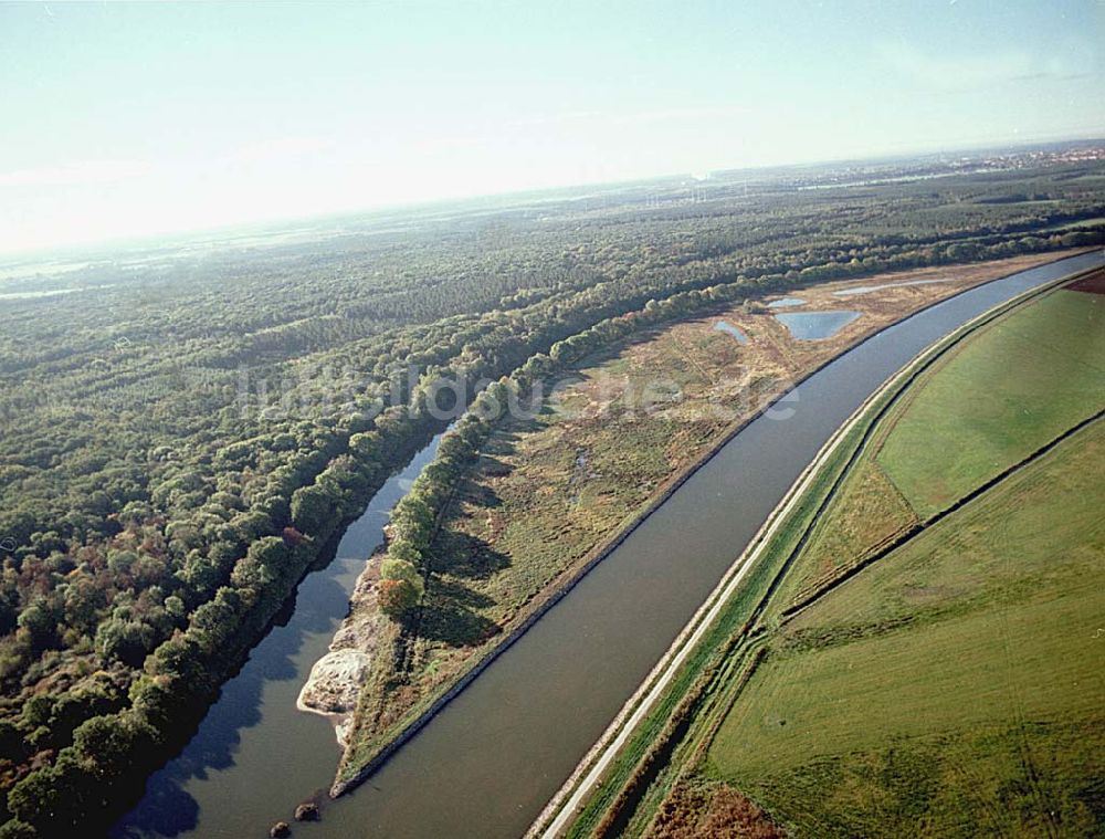 Luftaufnahme Parchau / Sachsen-Anhalt - Umgeleiteter Elbe-Havel-Kanal südlich von Parchau, östlich von Burg in Sachsen-Anhalt.