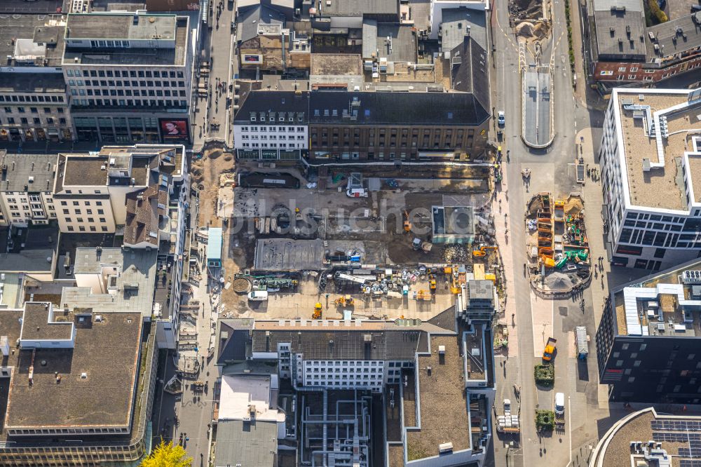 Bochum von oben - Umgestaltung des Platz- Ensemble Husemannplatz in Bochum im Bundesland Nordrhein-Westfalen, Deutschland