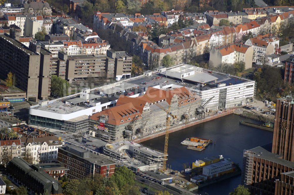 Luftaufnahme Berlin - Umgestaltung des Tempelhofer Hafens in Berlin