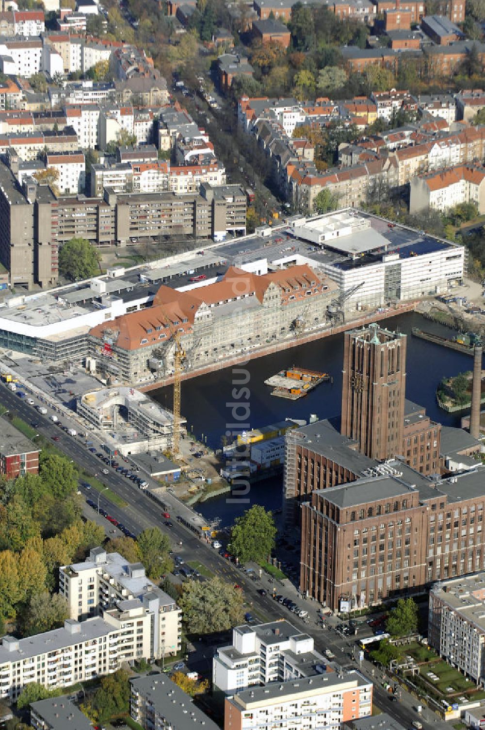 Luftbild Berlin - Umgestaltung des Tempelhofer Hafens in Berlin