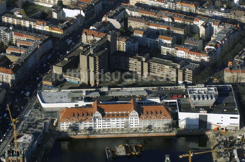 Luftaufnahme Berlin - Umgestaltung des Tempelhofer Hafens in Berlin