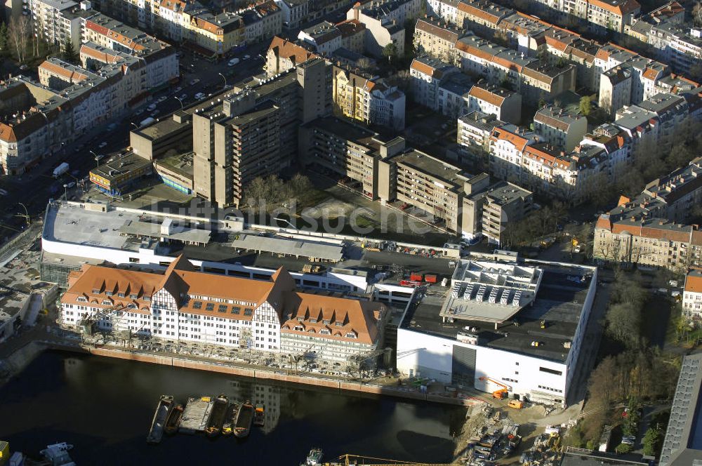 Berlin von oben - Umgestaltung des Tempelhofer Hafens in Berlin