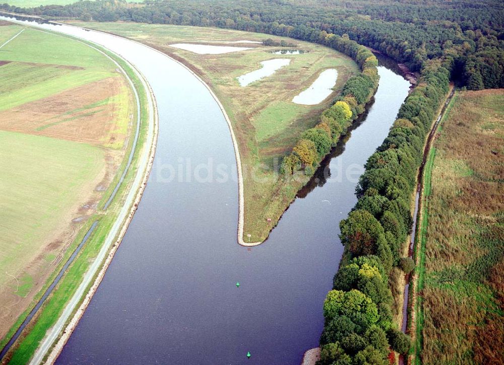 Luftaufnahme Parchau - Umleitung des Elbe - Havel - Kanales bei Parchau.