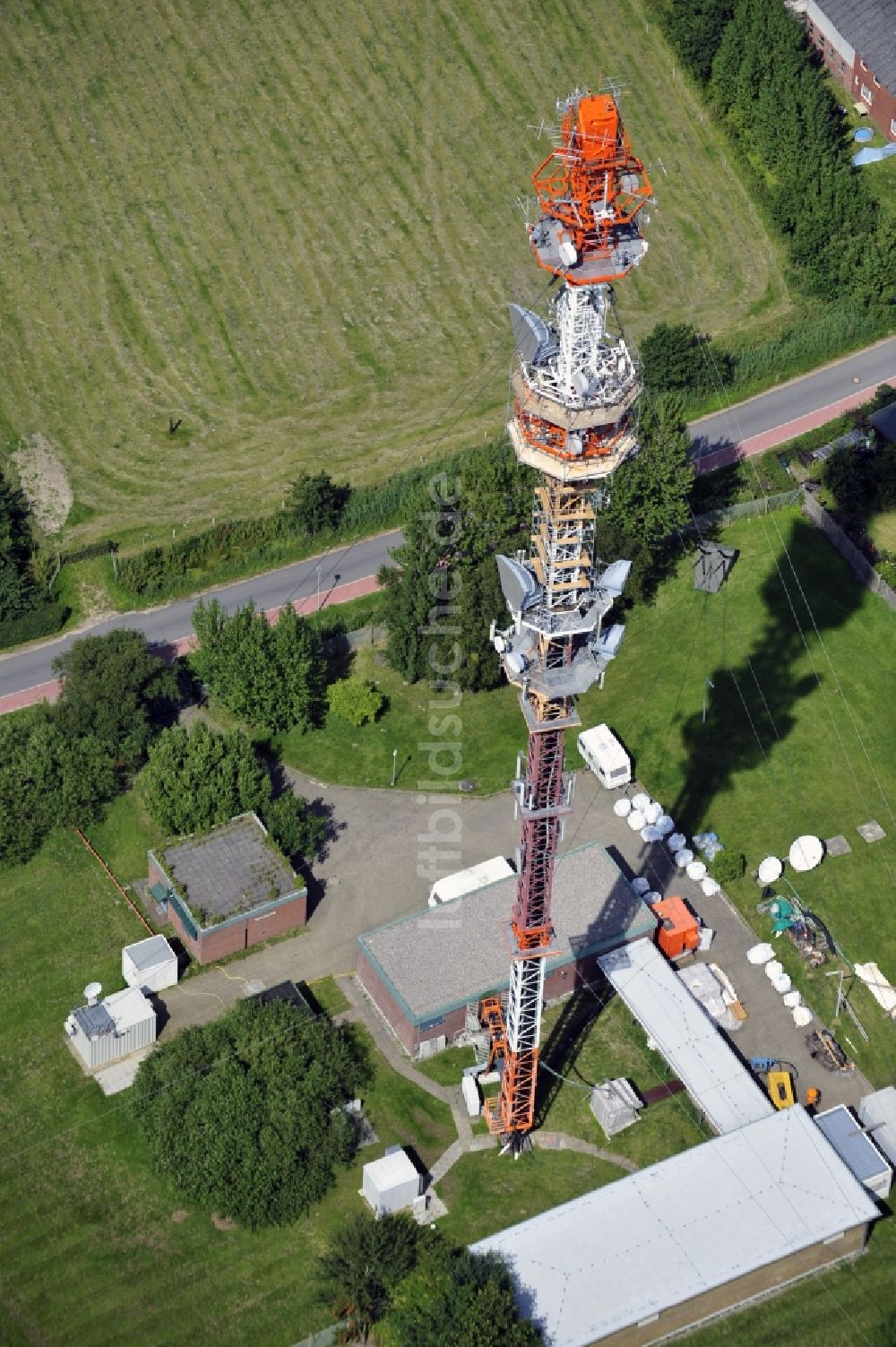 Garding aus der Vogelperspektive: Umsetzer / Sendemast Garding / Eiderstedt