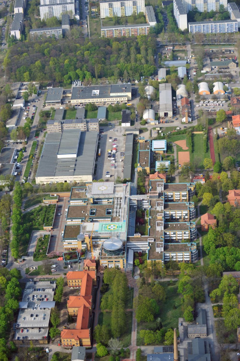 Berlin - Marzahn aus der Vogelperspektive: Unfallkrankenhaus Berlin UKB Marzahn