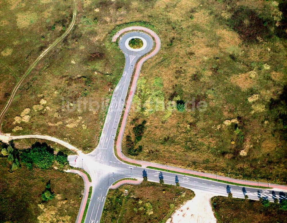 Königswusterhausen / Brandenburg von oben - Ungebaute Straße in Königs-Wusterhausen, Gewerbegebiet- Ost