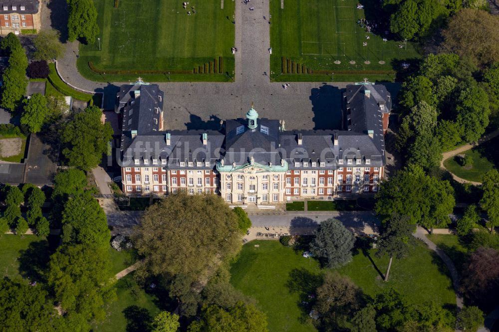 Luftbild Kreuzviertel - Universität Westfälische Wilhelms- Universität am Schlossgarten in Münster im Bundesland Nordrhein-Westfalen, Deutschland