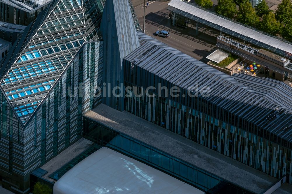 Leipzig von oben - Universitäts- Hauptgebäude Neue Augusteum am Augustusplatz in Leipzig im Bundesland Sachsen, Deutschland