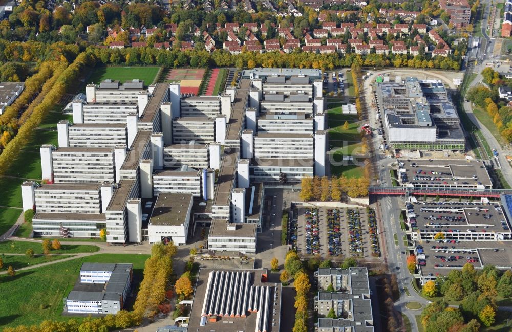 Bielefeld von oben - Universitätshauptgebäude und Ersatzneubau auf dem Campus Süd der Universität Bielefeld in Bielefeld im Bundesland Nordrhein-Westfalen