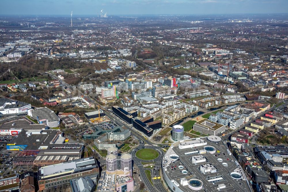 Luftaufnahme Essen - Unternehmen- Verwaltungsgebäude der Funke Mediengruppe in Essen im Bundesland Nordrhein-Westfalen, Deutschland