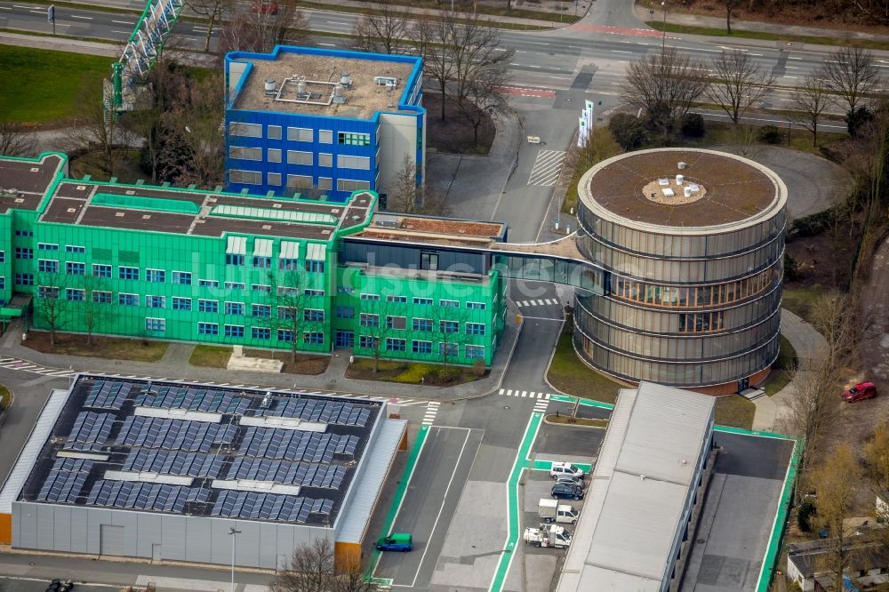 Luftaufnahme Gelsenkirchen - Unternehmen- Verwaltungsgebäude der GELSENWASSER AG an der Willy-Brandt-Allee in Gelsenkirchen im Bundesland Nordrhein-Westfalen, Deutschland