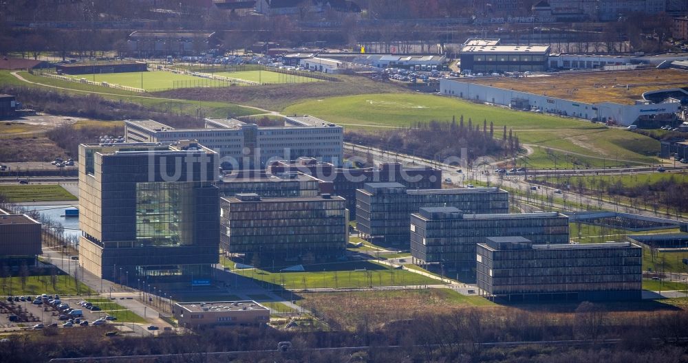 Luftbild Essen - Unternehmen- Verwaltungsgebäude der Thyssenkrupp AG in Essen im Bundesland Nordrhein-Westfalen, Deutschland