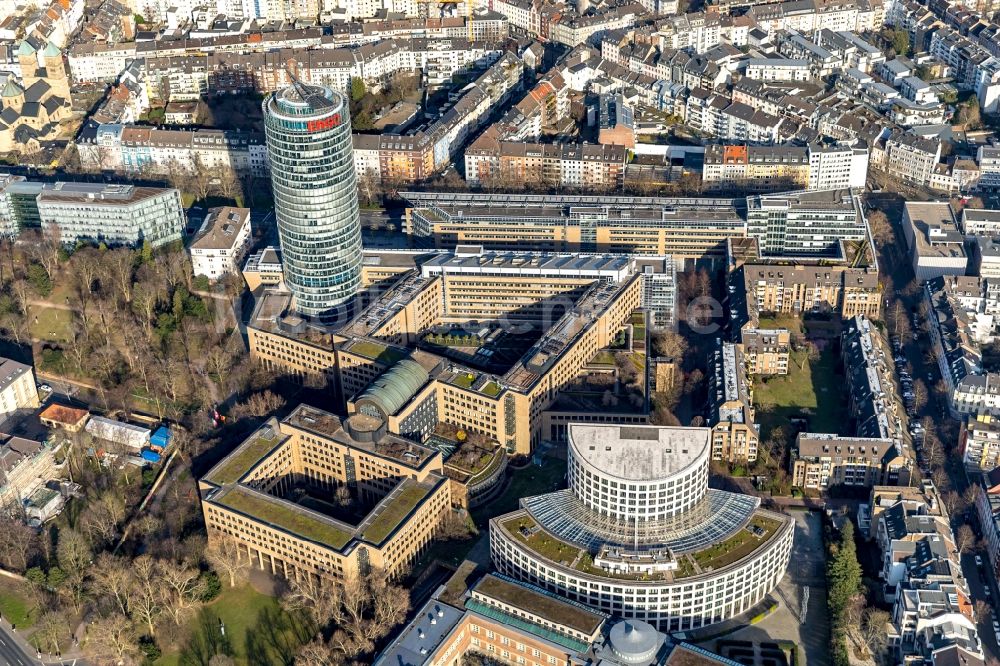 Düsseldorf von oben - Unternehmen- Verwaltungsgebäude der Uniper SE am E.ON-Platz in Düsseldorf im Bundesland Nordrhein-Westfalen, Deutschland