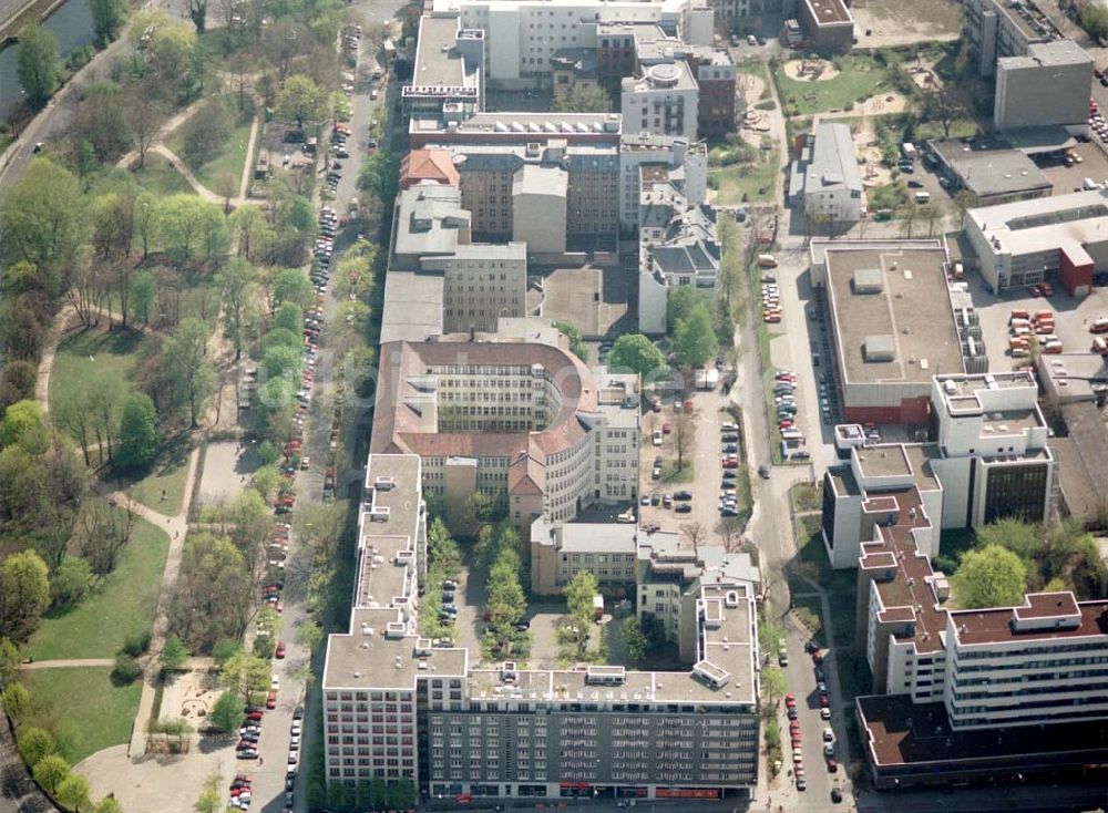 Luftaufnahme Berlin - Tiergarten - Unternehmenssitz der Feuersozietät Öffentliche Leben Am Karlsbad 4-5 in 10785 Berlin - Tiergarten.