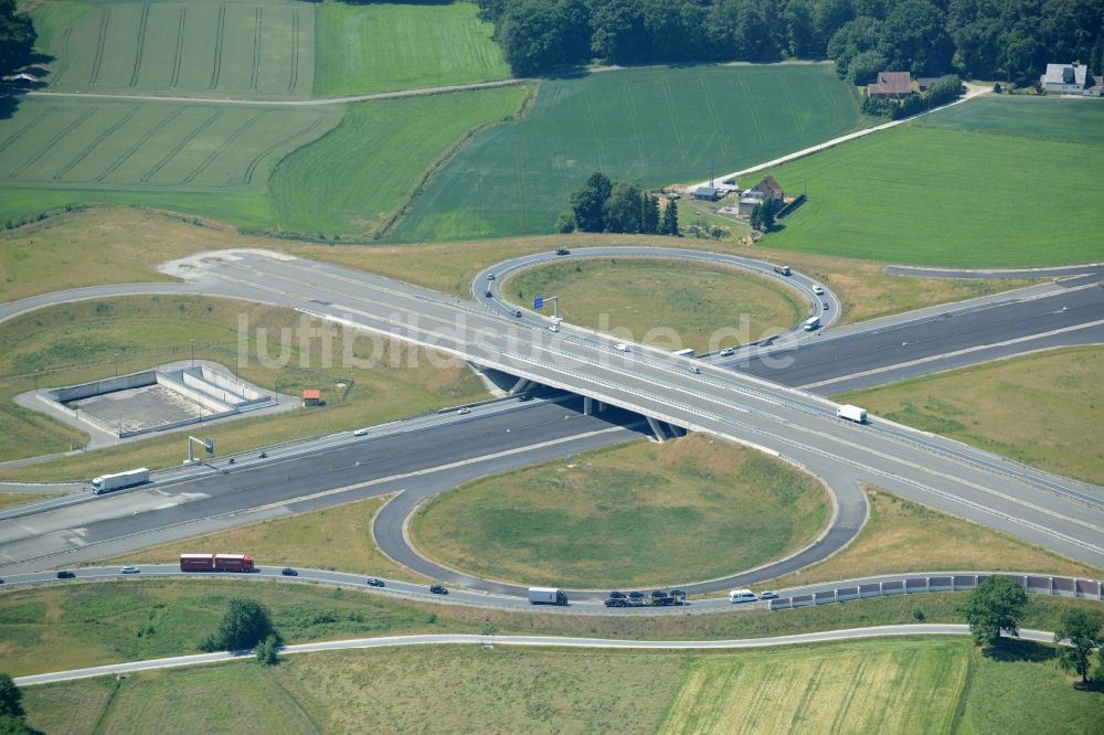 Luftaufnahme Bielefeld - Unvollendete Autobahn- Abfahrt der BAB A33 an der Bundesstraße 61 in Bielefeld im Bundesland Nordrhein-Westfalen