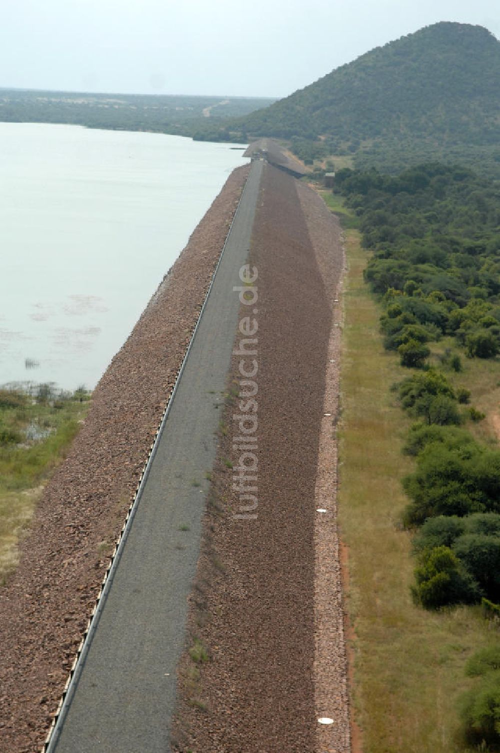 Motshiki aus der Vogelperspektive: Vaalkop Staudamm bei Motshiki - Vaalkop dam at Motshiki